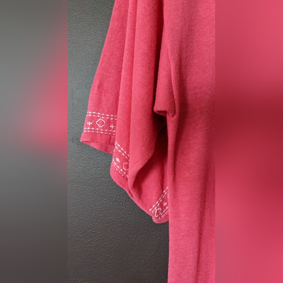 RED Boho V-Neck Tunic Top With Embroidered Collar and 3/4 Sleeves - Picture 5 of 12